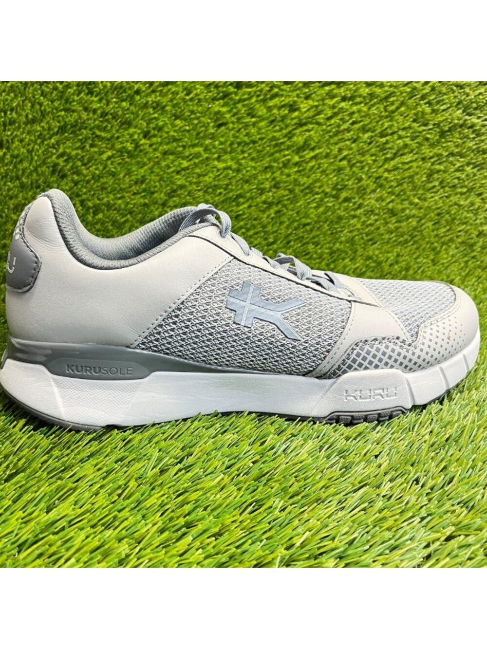 Kuru Quantum 2.0 Mens Size 11.5 Gray White Athletic Trail Running Shoes Sneakers
